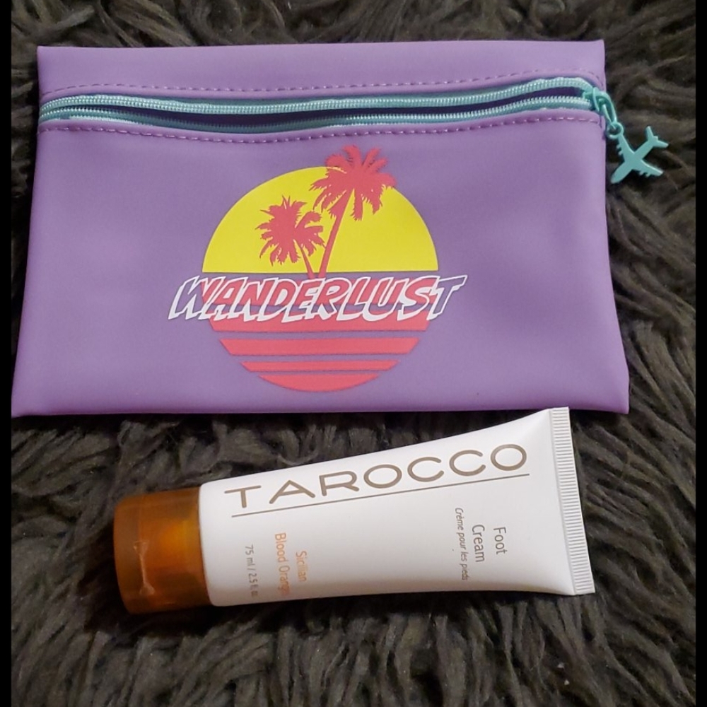 Wanderlust Bag and Taracco Foot Cream Bunle